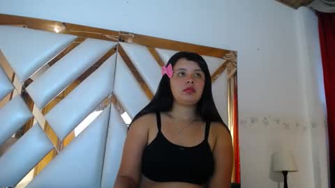 Nathaly sweet online show from May 7, 2:35 pm
