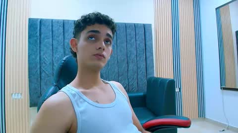 nathan_shimmer online show from May 25, 8:48 pm