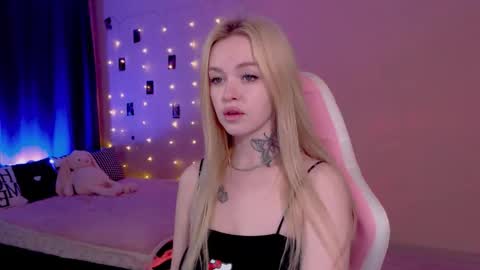 Mable online show from May 15, 1:47 am