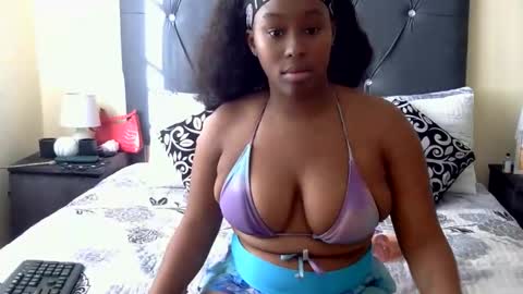 naughtyhottie99 online show from May 26, 7:14 am