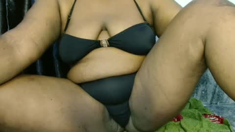 naughtyslut02 online show from June 14, 5:20 am