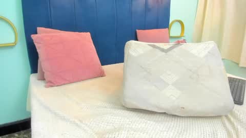 neferet_opal online show from May 23, 2:07 am
