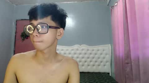 Ethan online show from May 20, 1:57 am