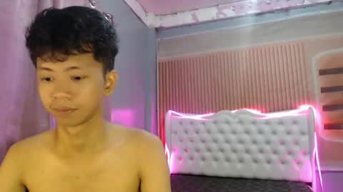 Ethan online show from June 19, 10:27 pm