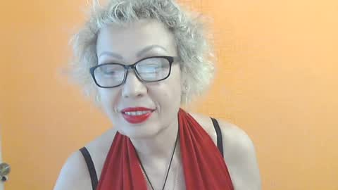 NessyJenixs online show from June 19, 1:39 pm