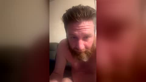 nflfanboy23 online show from June 4, 4:29 am