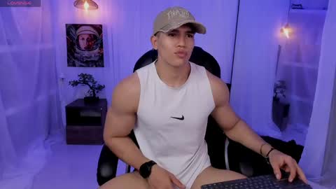 nick fenix online show from June 5, 2:51 am