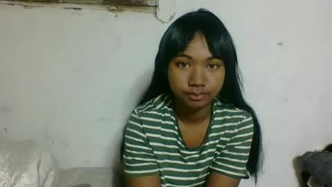 nickiqqyuu online show from July 7, 12:45 am