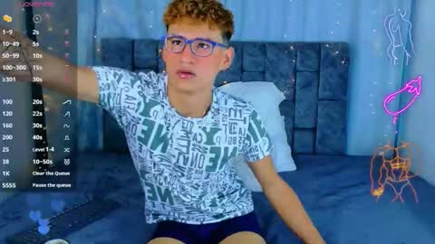 nicolastorres__ online show from May 21, 3:13 am