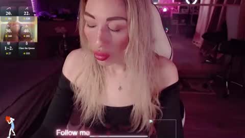 Nicole online show from June 27, 10:16 pm