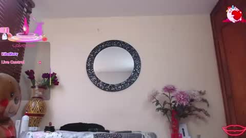 Nicole Santana online show from July 10, 10:14 pm