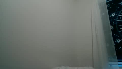 Nicole online show from May 22, 11:39 am