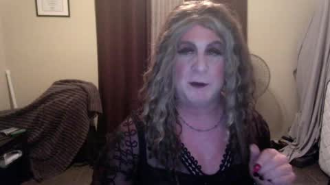 Nicole CD online show from June 9, 2:22 am