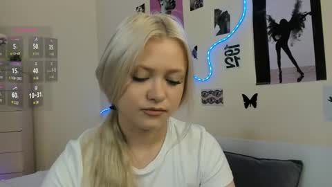 Hannah help me get 50 thumbs up online show from July 9, 7:45 am