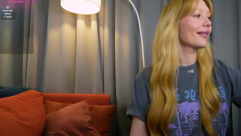 LIana online show from June 2, 9:39 pm