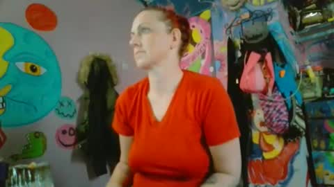 Nikkie online show from May 10, 5:30 pm