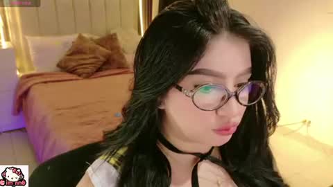 Nina online show from June 19, 1:50 pm