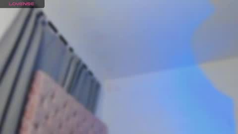 Ninon Beart online show from May 15, 4:32 am
