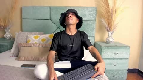 Noah online show from May 16, 4:42 am