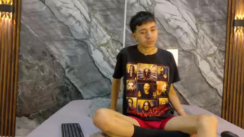    online show from May 31, 11:20 am