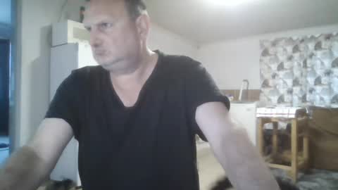 Nollie online show from August 4, 5:03 am