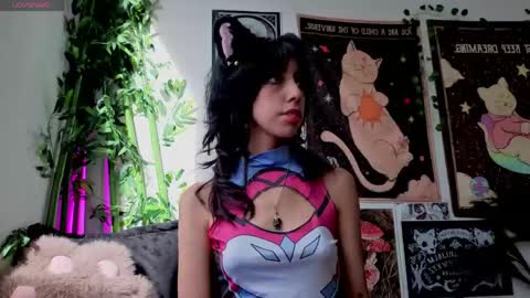   online show from June 7, 9:09 pm