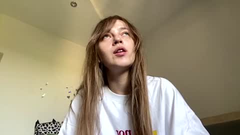 Mila online show from July 28, 6:22 am