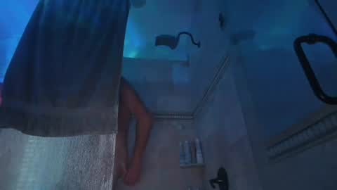 ohhthatass online show from June 12, 10:47 am