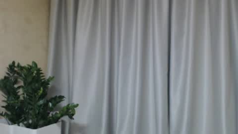 Mari online show from May 31, 5:55 pm