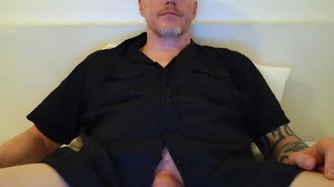 olavdelux online show from July 7, 2:10 pm