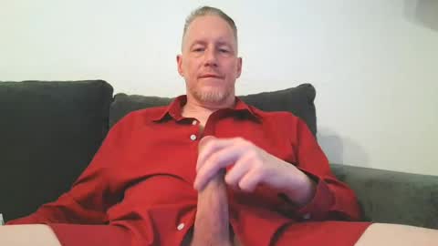olavdelux online show from August 2, 6:20 pm