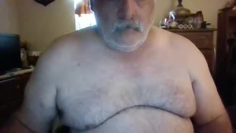 oldcockforyngladies online show from May 2, 11:16 am