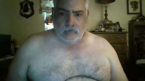 oldcockforyngladies online show from May 22, 10:33 am