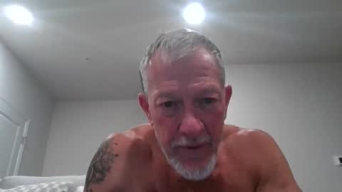 oldmanmeataz online show from May 16, 2:08 am