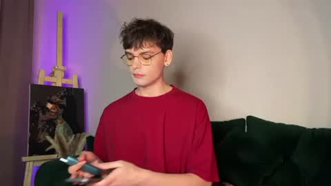 oliverlawrence online show from July 13, 11:30 pm