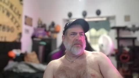 omega71 online show from May 18, 4:13 pm