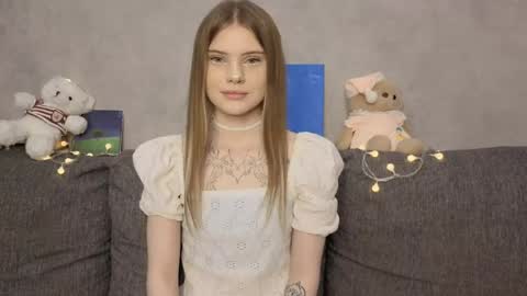 Eva online show from May 31, 1:54 pm