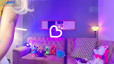 Palmer  online show from June 27, 10:38 pm