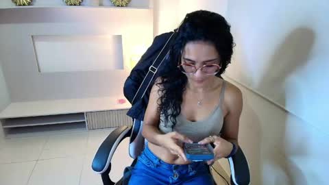 Pamela  online show from May 27, 12:39 am