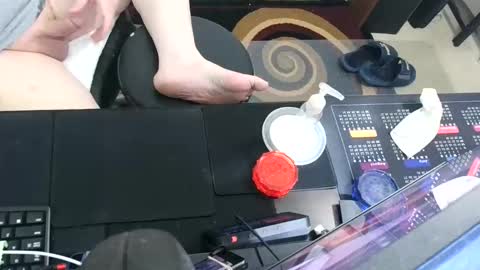 Bagels online show from June 6, 12:33 pm