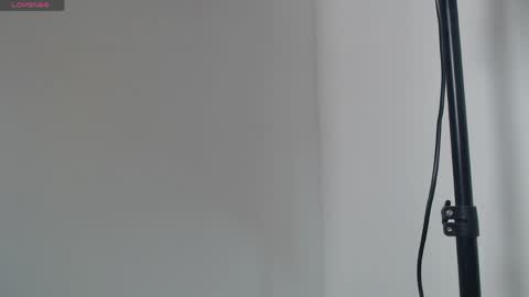 paul_cros online show from May 28, 11:19 am