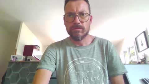 pchittt online show from May 13, 8:13 am