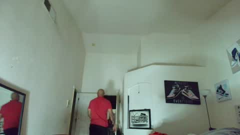Phenomenal online show from August 3, 4:14 am