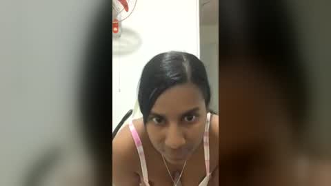 perlas208531 online show from July 5, 1:42 am