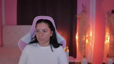 Marie online show from May 20, 1:50 pm