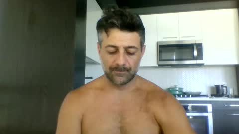 persianprince546 online show from May 31, 6:09 pm