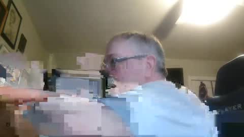 peterinohio57 online show from June 27, 12:33 pm