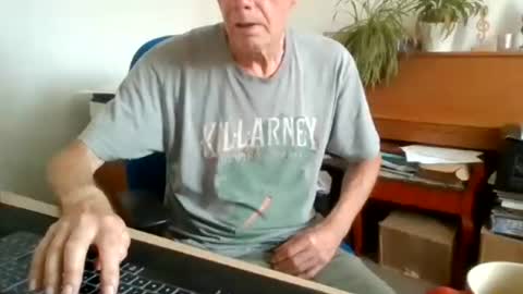 petitwilly online show from July 7, 8:40 am