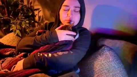 PilloGoddess online show from May 31, 7:29 am