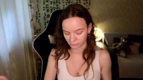 Stephanie online show from June 28, 2:51 am